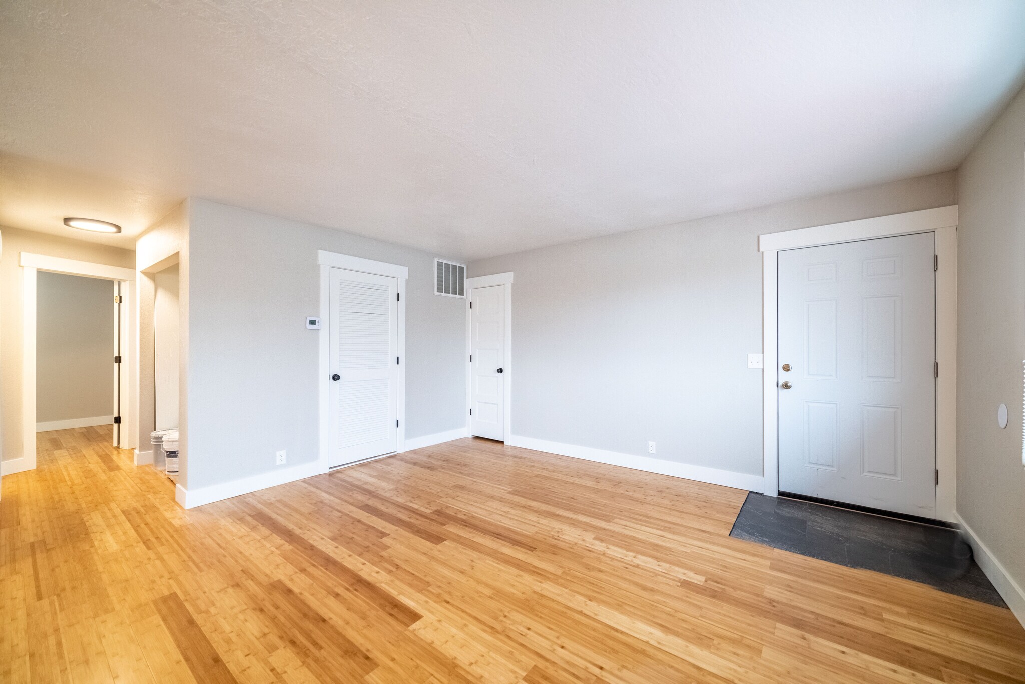 Building Photo - 269 S Montgomery St