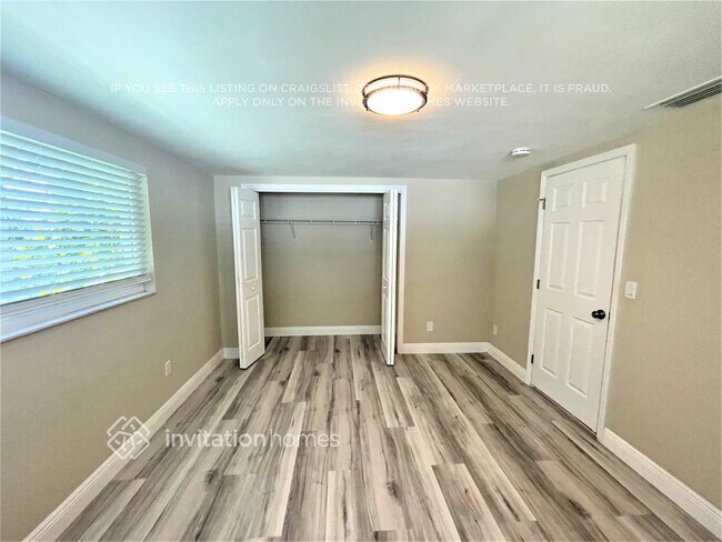 Building Photo - 7250 Magnolia Valley Dr