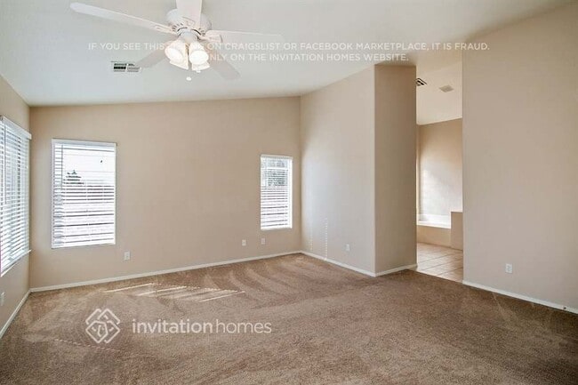 Building Photo - 2731 Enchanted Isle St