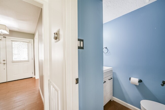 Building Photo - 12526 Chessington Dr