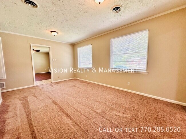 Building Photo - 1153 Karen Rd