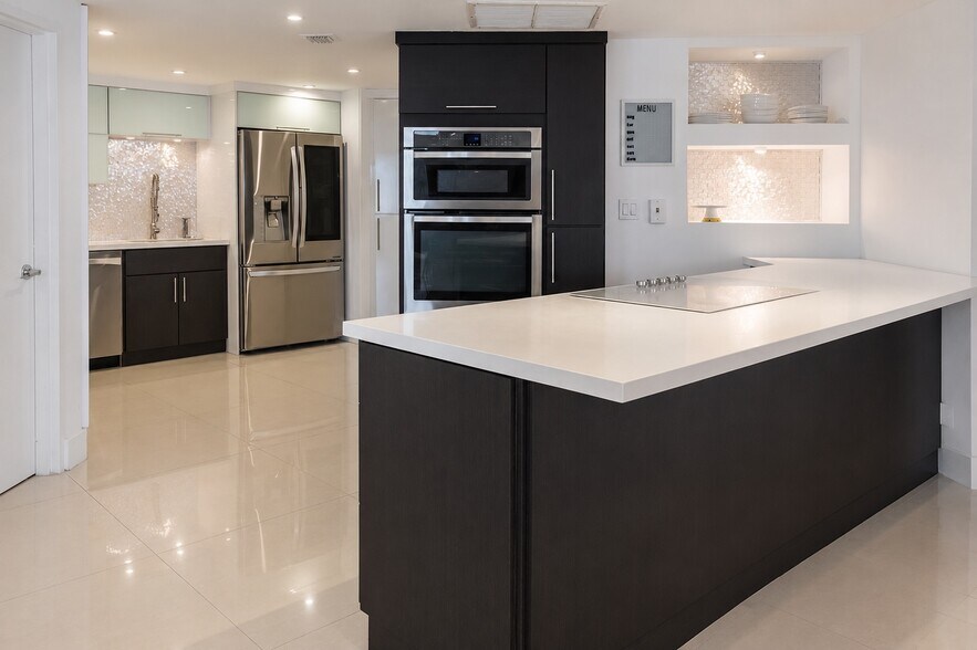 Building Photo - 825 Brickell Bay Dr