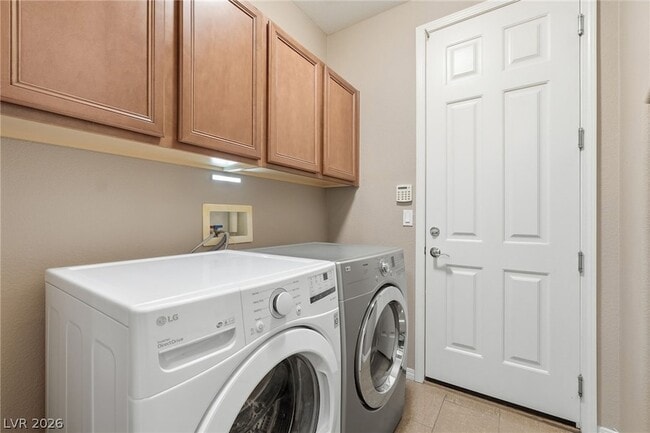 Building Photo - 10344 Shropshire St