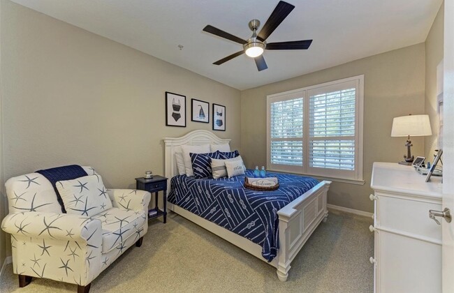 Building Photo - 4110 Central Sarasota Pkwy