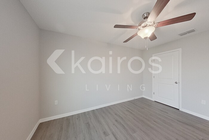 Building Photo - 8610 SW 44th Ct