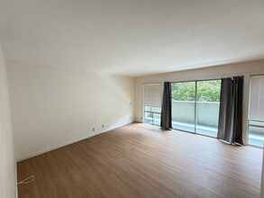 Building Photo - 1 bed 1 bath condo in Orinda