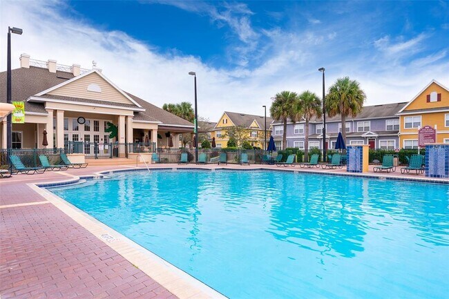 Building Photo - 2600 Lodi Cir