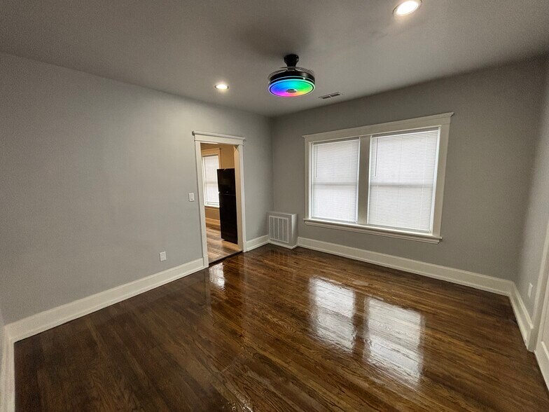 Building Photo - 673 Delaware St