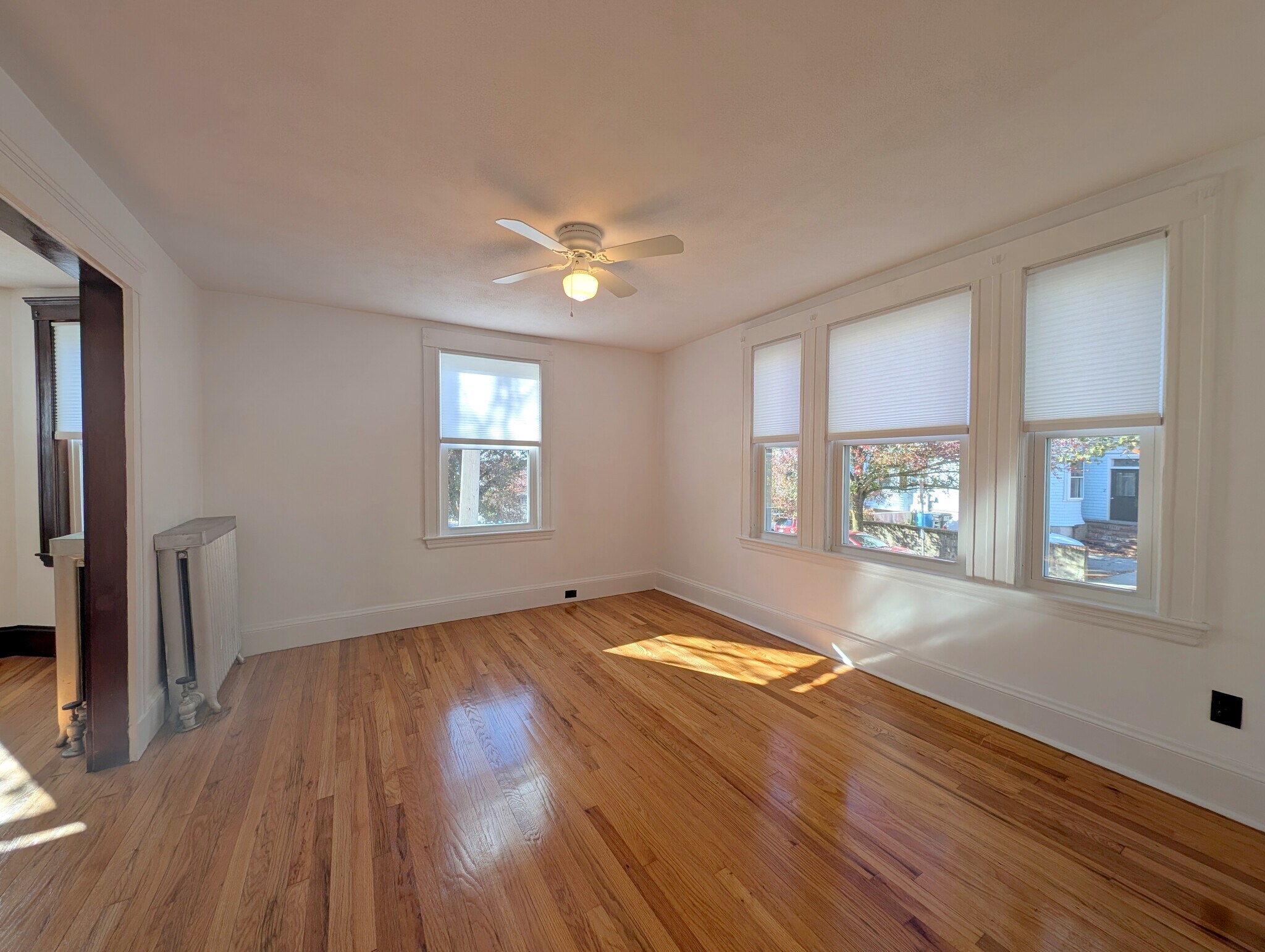 Building Photo - 119 Lowell St