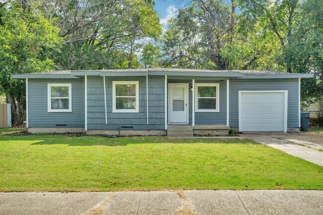 Building Photo - 3262 Kristen Dr