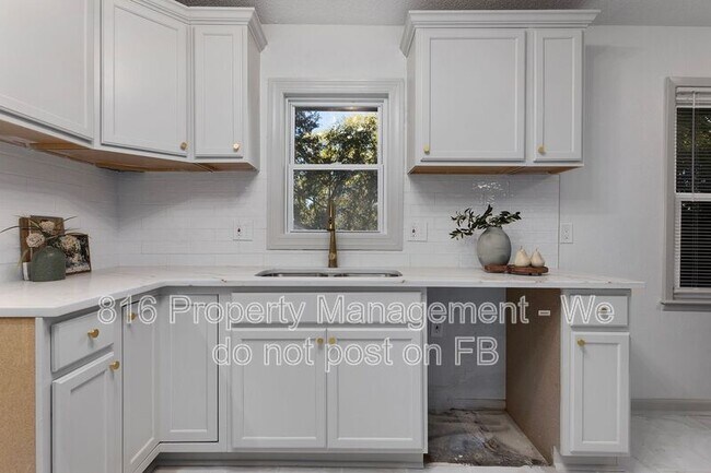 Building Photo - 12516 13th St