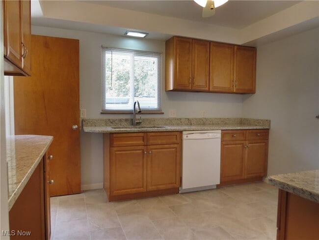 Building Photo - 25316 Conover Dr