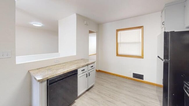 Building Photo - 1734 N 7th St