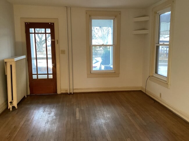 Building Photo - 6- 8 E. Third Street