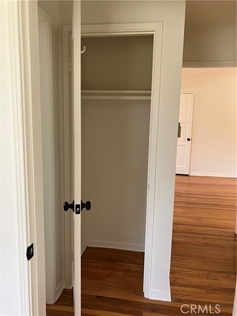 Building Photo - 4458 Linden Ave