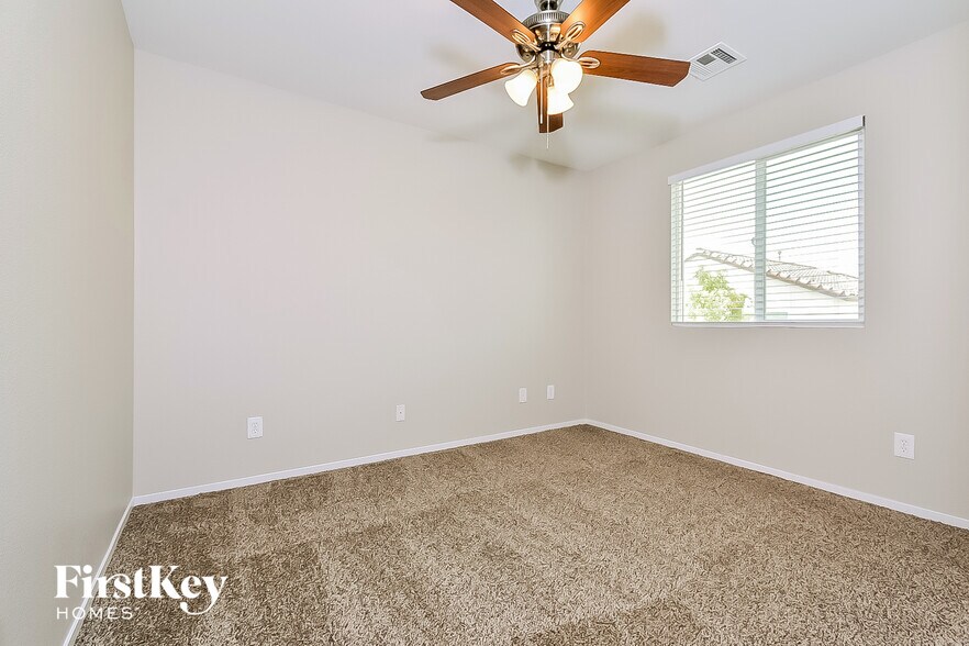 Building Photo - 10651 Bandera Mountain Ln