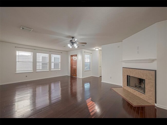 Building Photo - 10819 Waterfern Ct