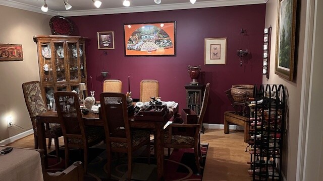 Dining room - 305 Archers Mead