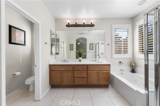 Building Photo - 39951 Capland Dr