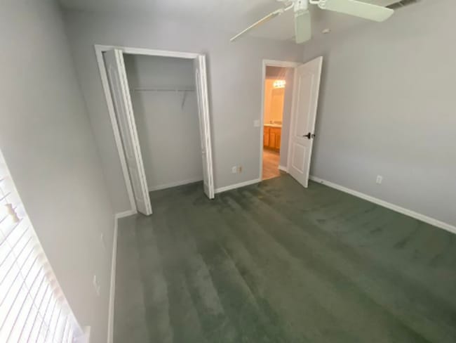 Building Photo - 4 Bedroom 3 Bath home in Sandy Ridge subdivision, in Davenport for RENT!