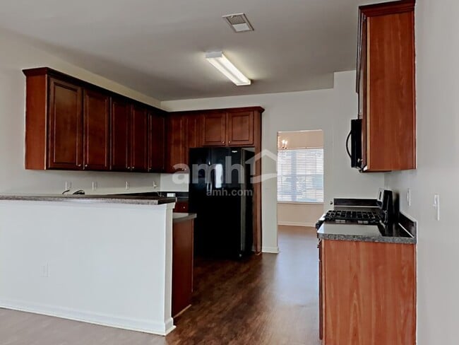 Building Photo - 4158 Elderberry Dr