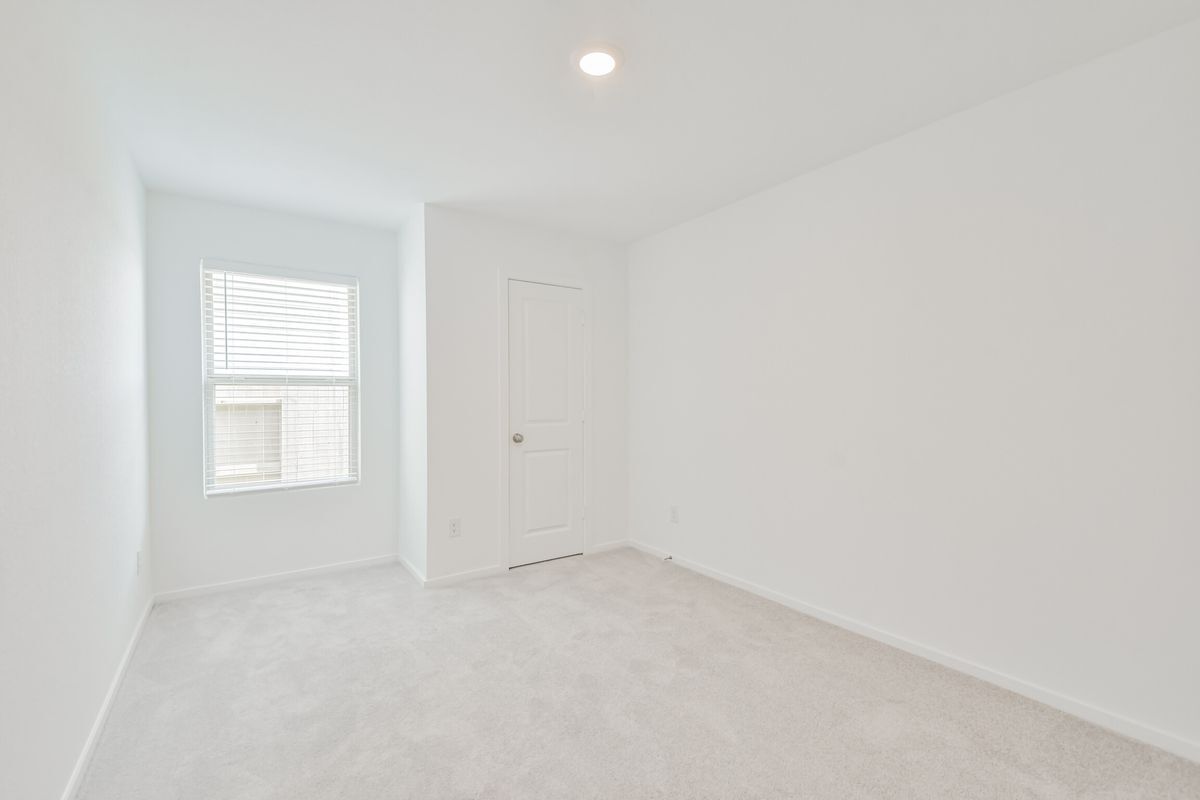 Building Photo - 18562 Cepagatti Dr