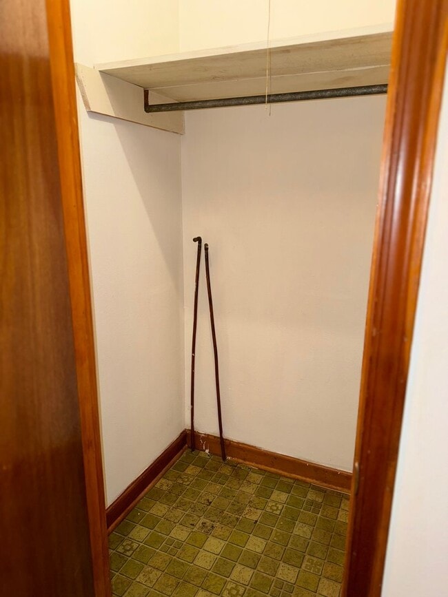 Building Photo - The Willows