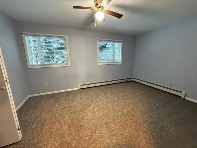 Building Photo - 2 bedroom / 2 car attached garage / North Pole / No pets, Sorry