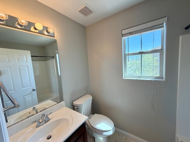 Building Photo - 3 story in Silverado Ranch