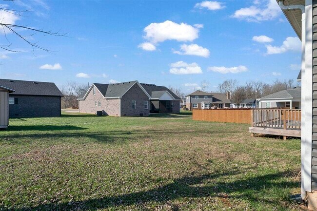 Building Photo - 148 Hillridge Ct