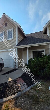 Building Photo - 322 Hacienda Ct