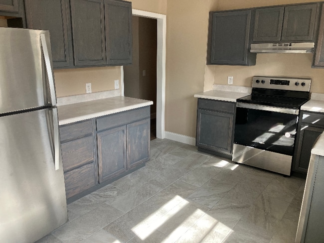 Building Photo - 225 Antoinette Dr