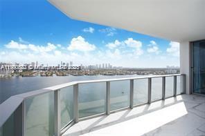 Building Photo - 17301 Biscayne Blvd