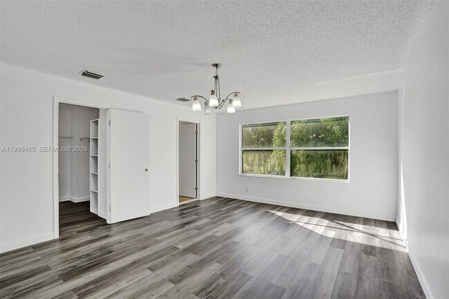 Building Photo - 2508 Cardaman Ave