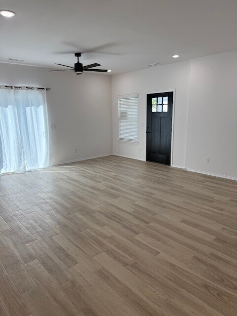 Building Photo - 1509 E Huntsville Ave