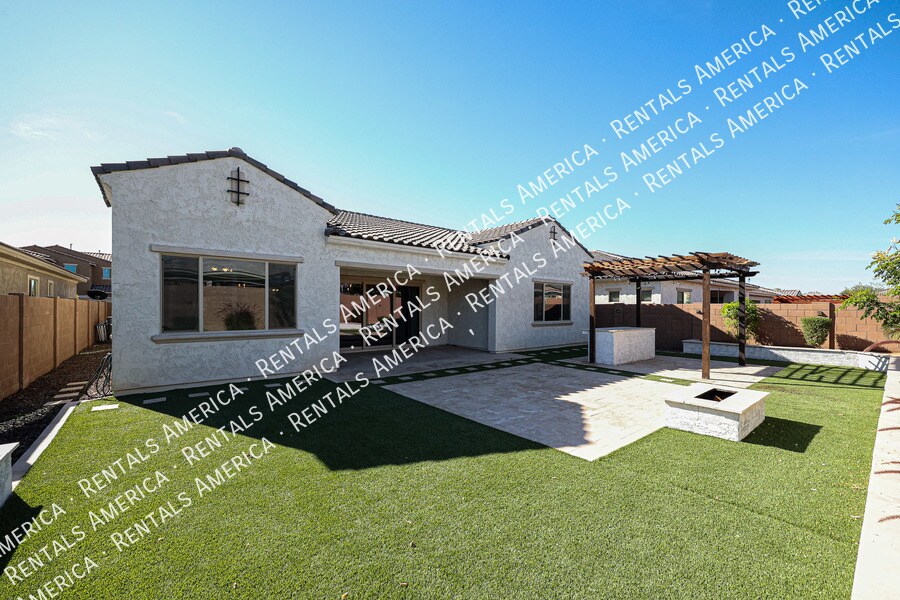 Building Photo - 8544 W Midway Ave