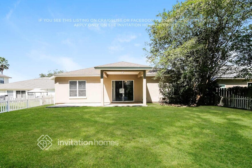 Building Photo - 13743 Devan Lee Dr E