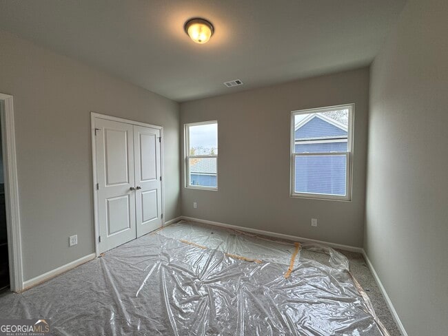 Building Photo - 10 Spiera Way