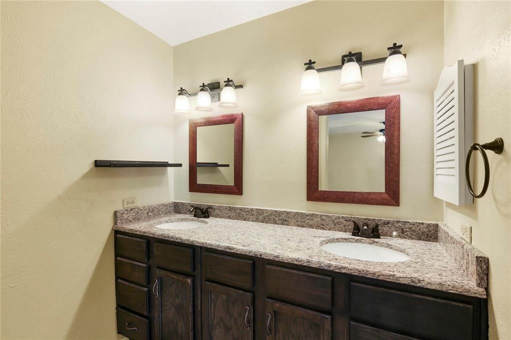 Building Photo - 3800 Hackberry Lane