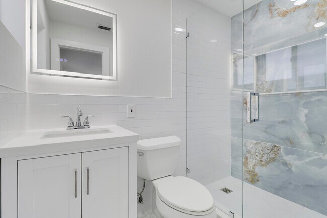 Building Photo - 636 Eastwind Dr