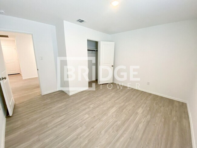 Building Photo - 454 Fairy Duster Dr