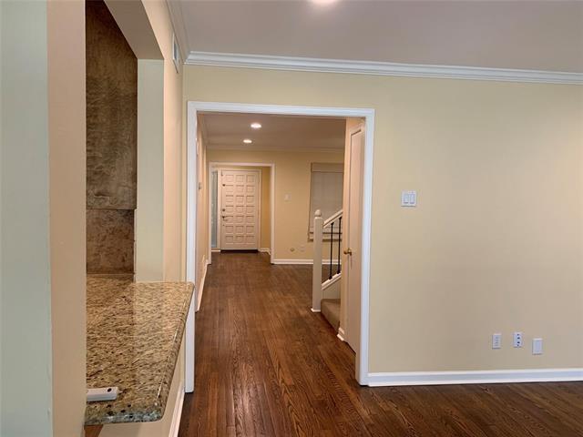 Building Photo - 6949 Helsem Way