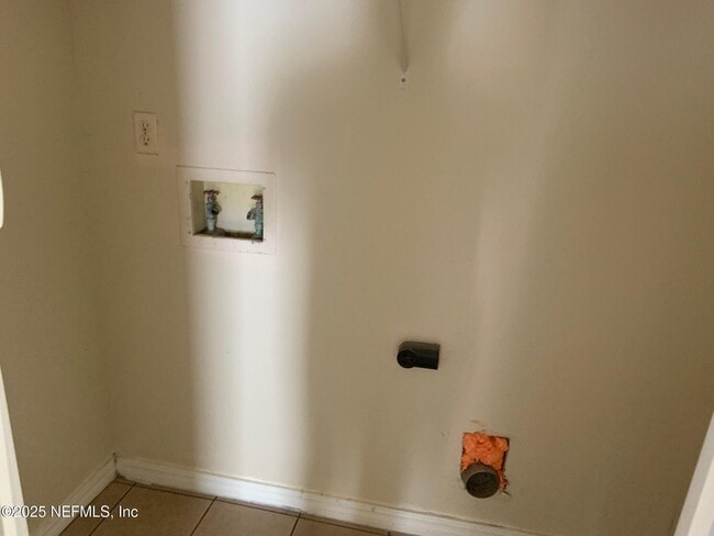 Building Photo - 474 Bentwood Ln