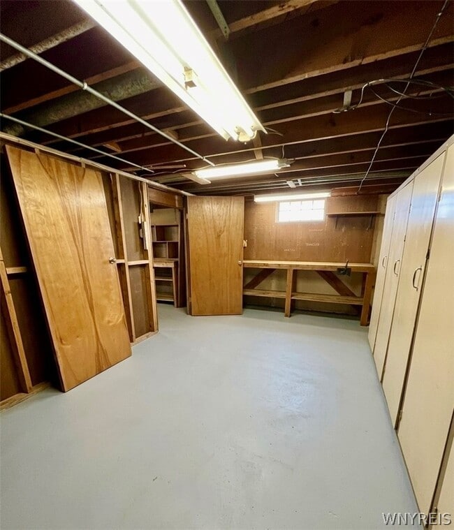 Building Photo - 53 Winkler Dr