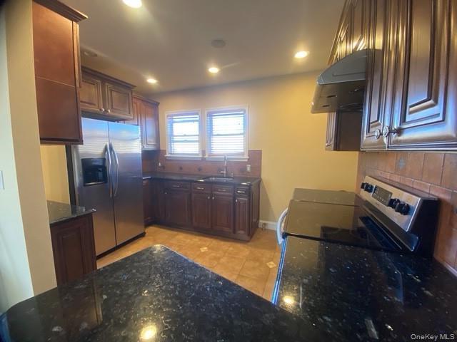 Building Photo - 347 W Market St