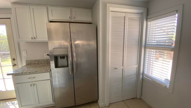 Building Photo - 1714 N 17th Ave