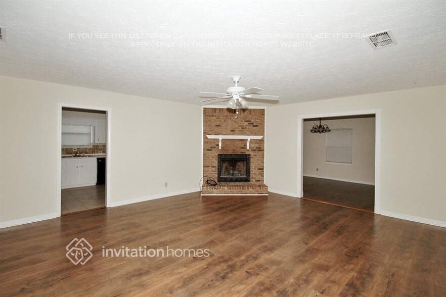 Building Photo - 4292 Gravitt Pl NW