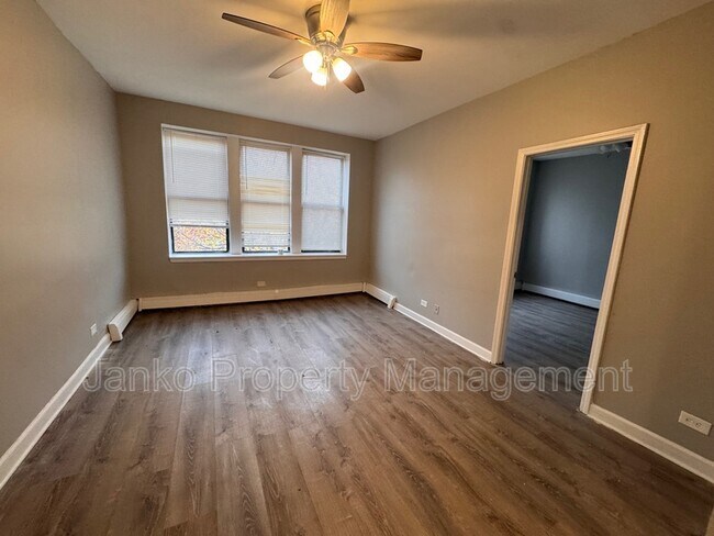 Primary Photo - 5647 W Washington Blvd