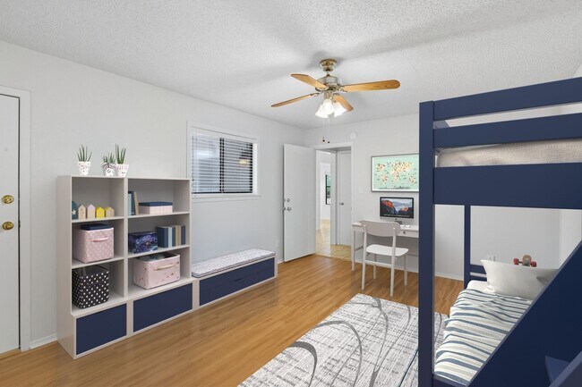 Building Photo - Nestled in the Heart of Golf Course in Woodcreek