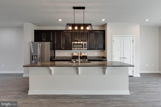 Building Photo - 149 Lyons Crk Dr